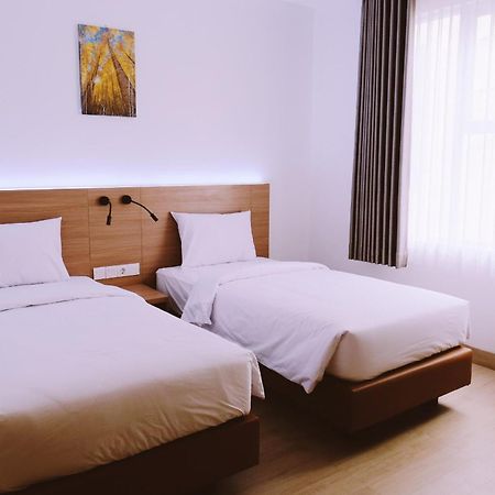 Grand Thamrin Hotel Giacarta Esterno foto